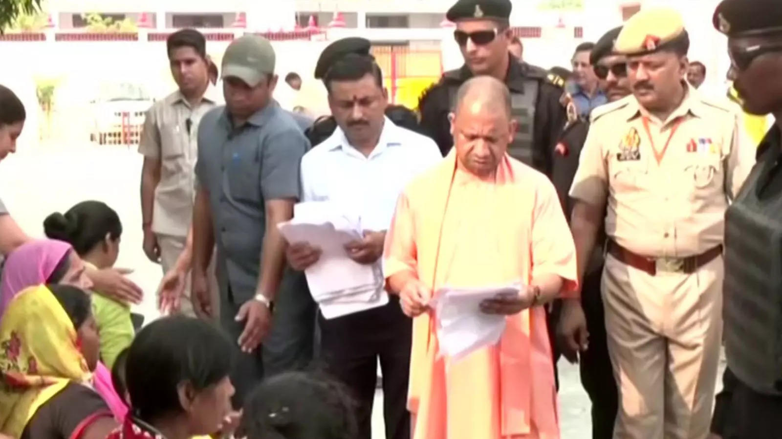 Up Cm Yogi Adityanath Holds Janata Darshan In Gorakhpur