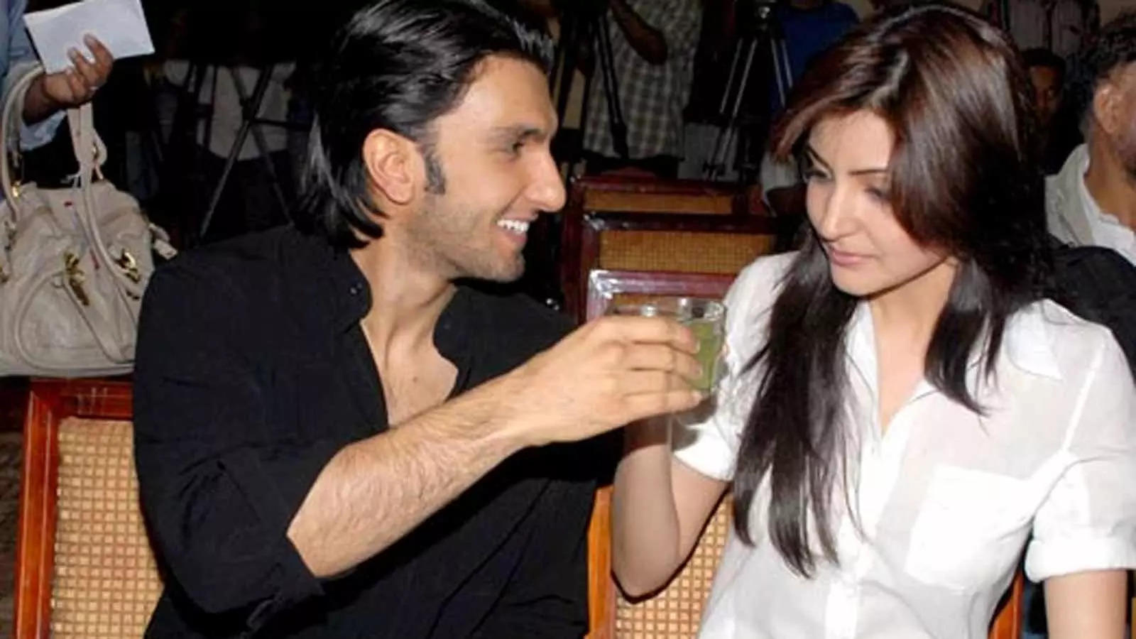 When Anushka Sharma Once Revealed Why She Never Dated Ranveer Singh I