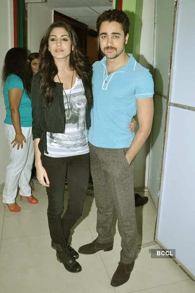 Anushka Sharma And Imran Khan During The Promotion Of The Movie Matru