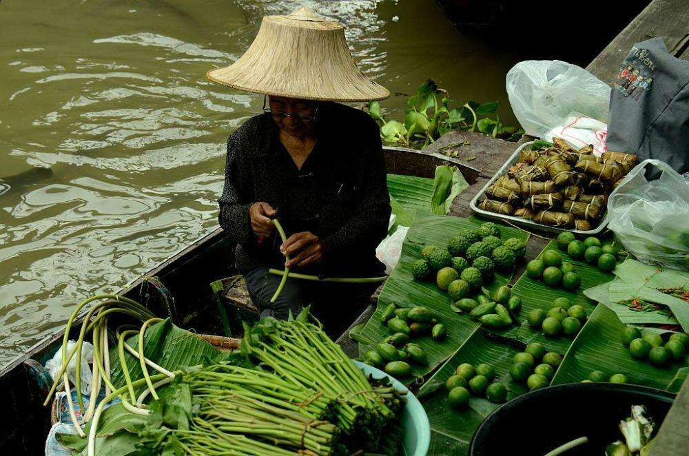 5 memories from Thailand floatingmarket10-option