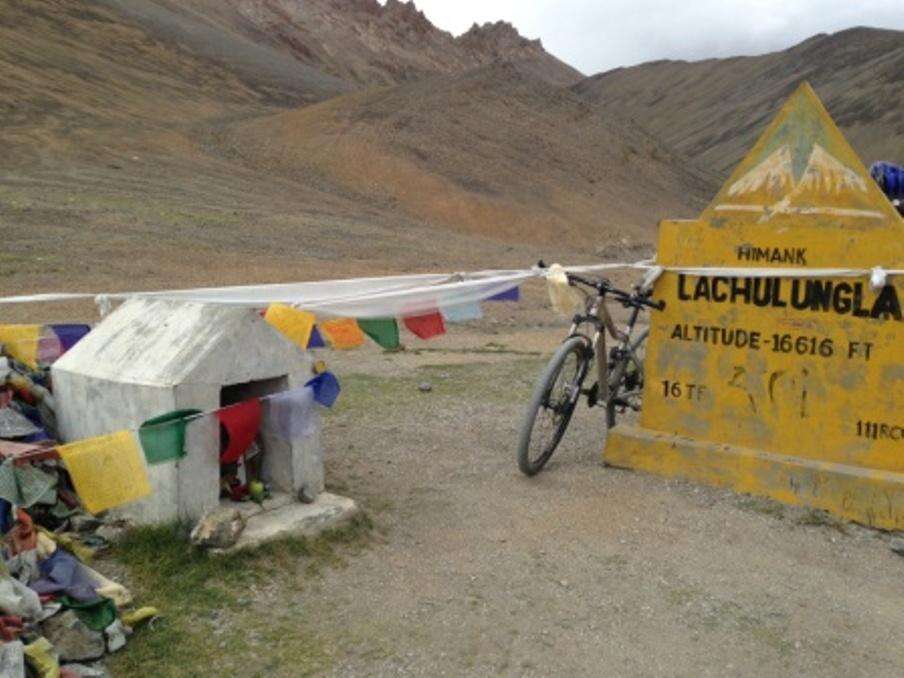 Manali to Leh: Diary from the highest bicycle ride in the world Manali to Leh: Diary from the highest bicycle ride in the world