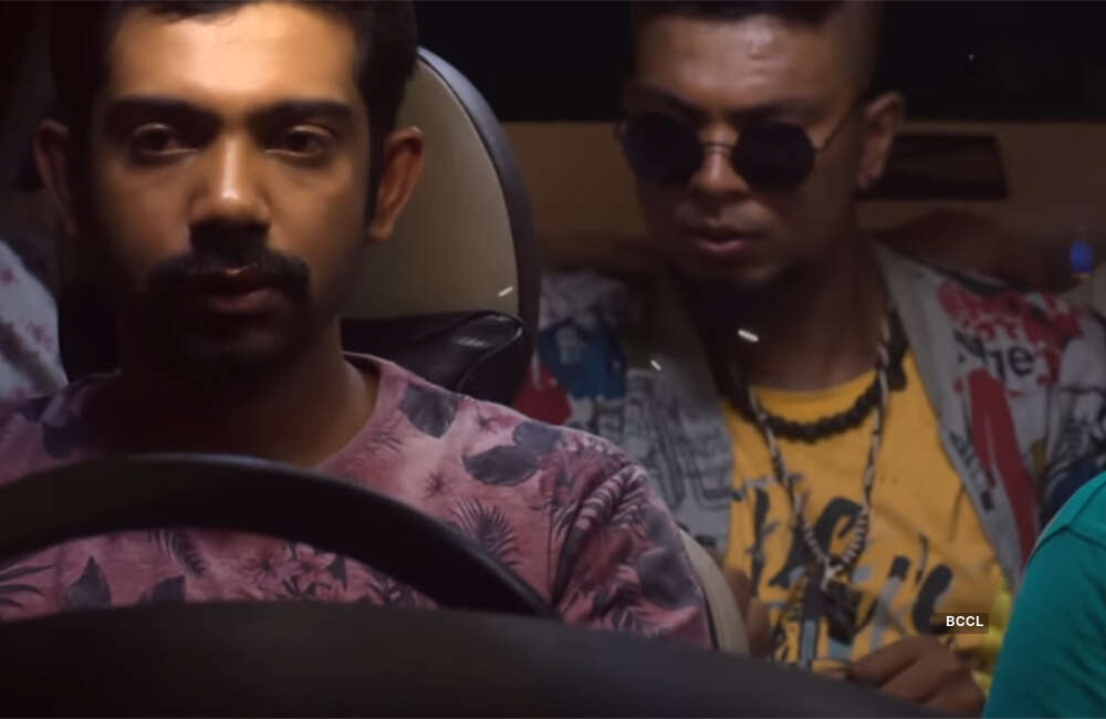A still from Himalayathile Kashmalan