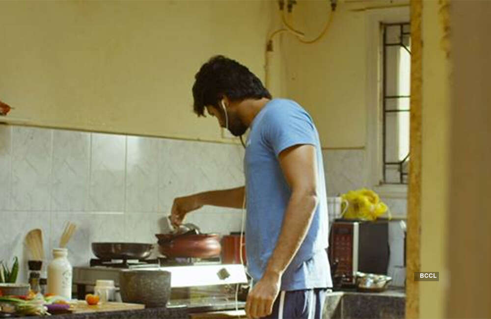 A still from Pellichoopulu