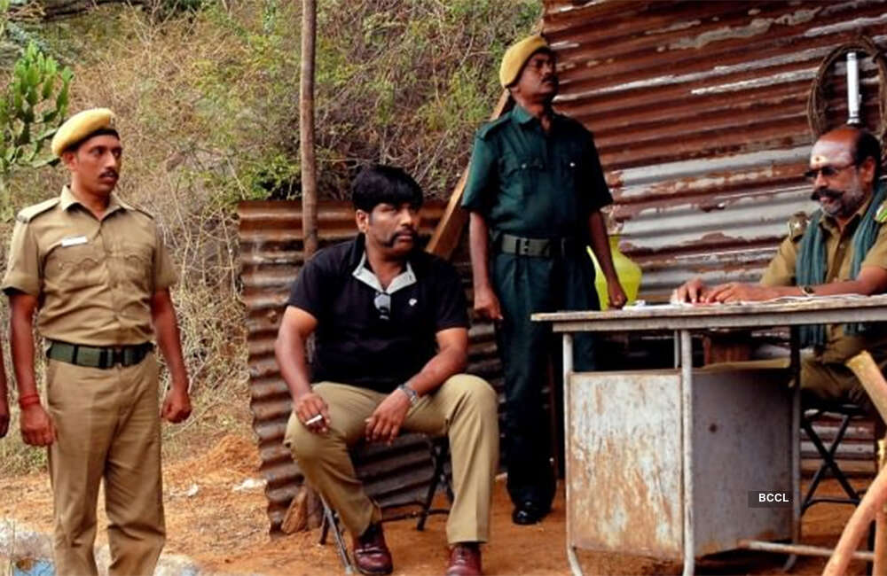 A still from Savarikkadu