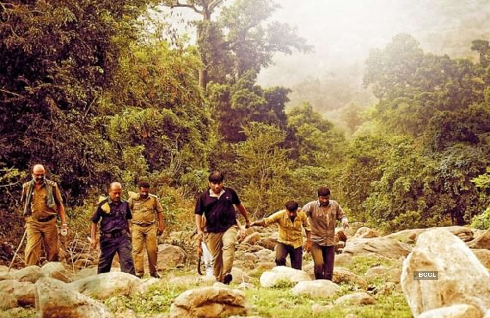 A still from Savarikkadu