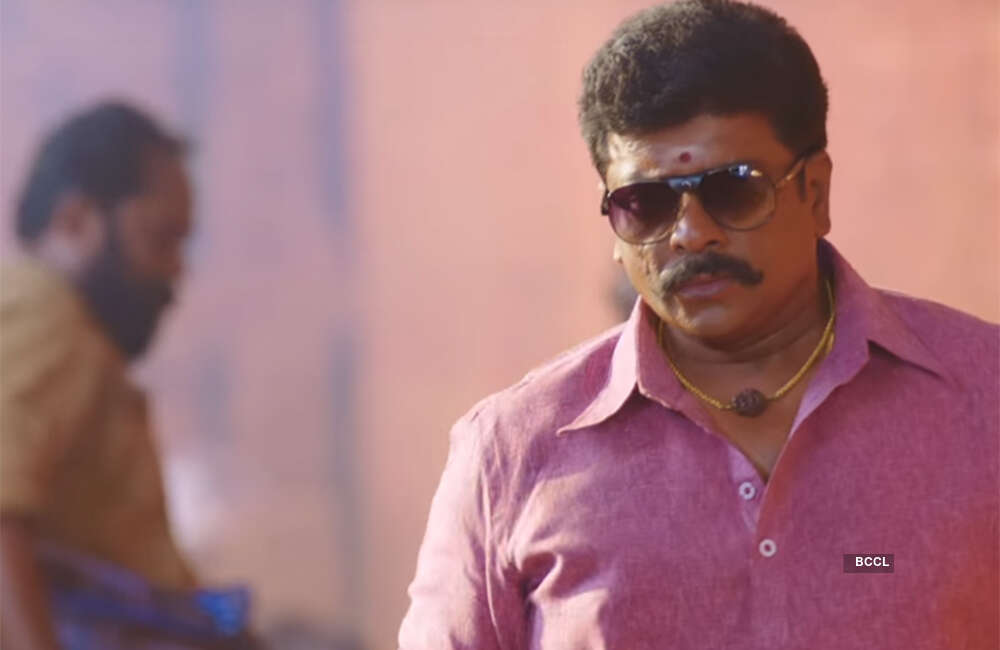 A still from Podhuvaga En Manasu Thangam