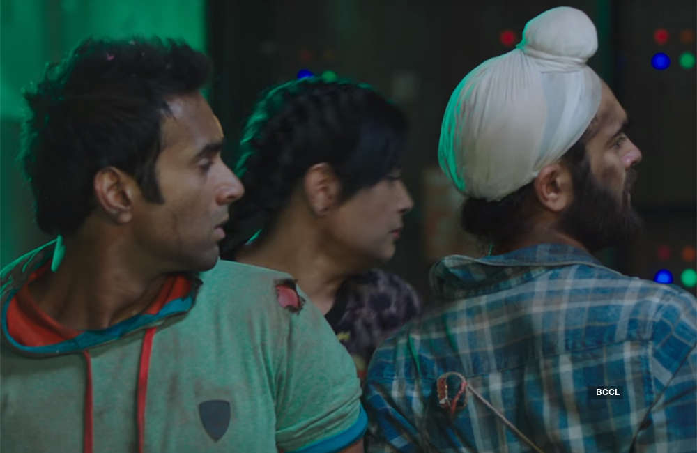 A still from Fukrey Returns