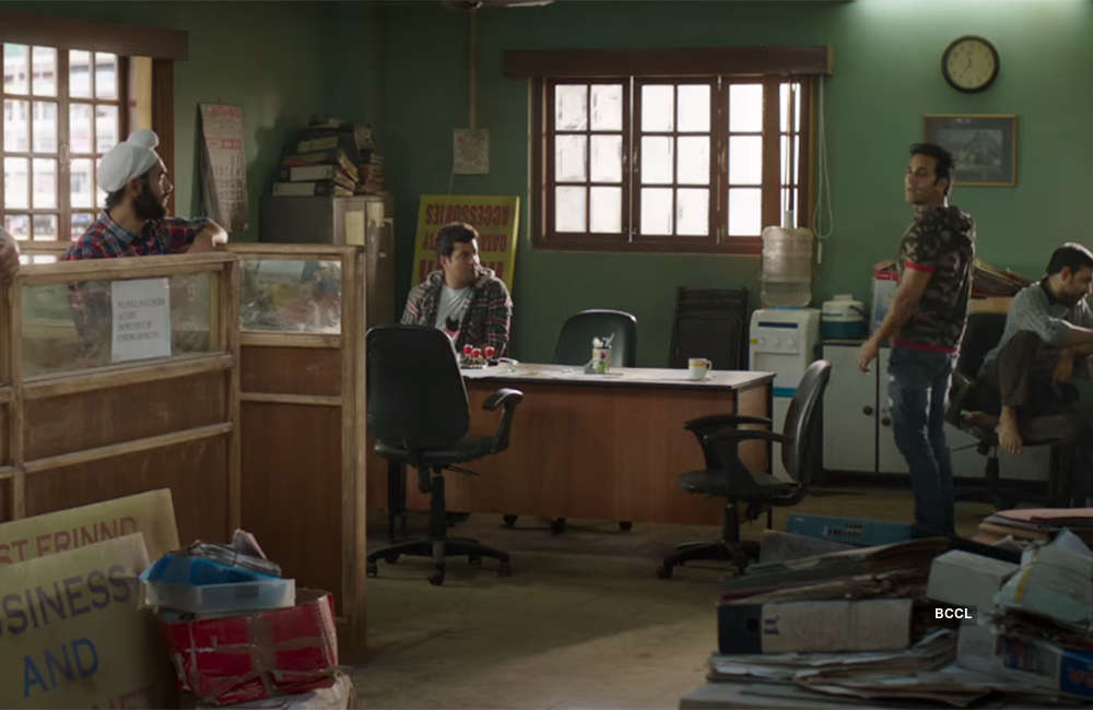 A still from Fukrey Returns