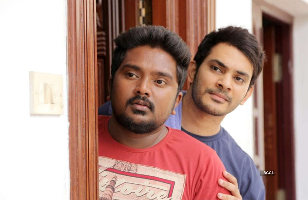 A still from Aalukku Paathi 50/50