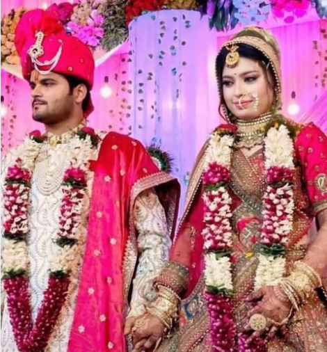 Photos Arvind Akela Kallu Ties The Knot With Shivani On 26 January