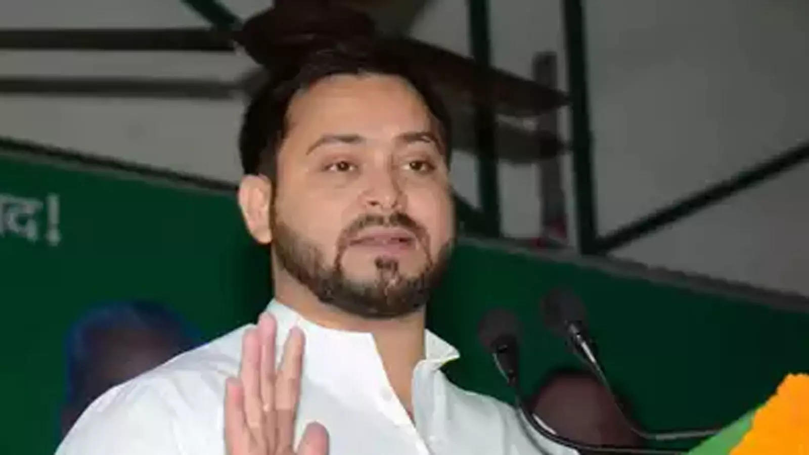 Land For Jobs Scam Ed Raids Bihar Deputy Cm Tejashwi Yadav S Residence