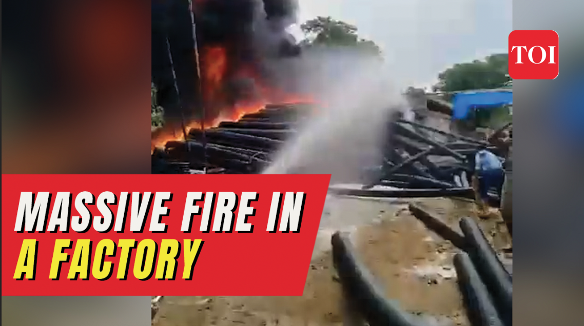 Delhi Massive Fire Breaks Out In Nilothi Village S Factory 10 Fire