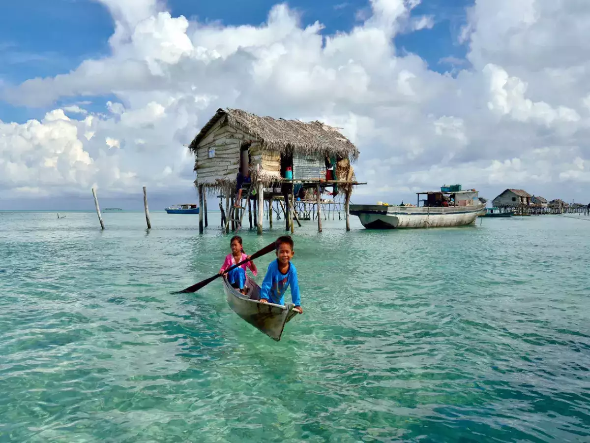 Bajau People Incredible Sea Gypsies Of Southeast Asia World Times