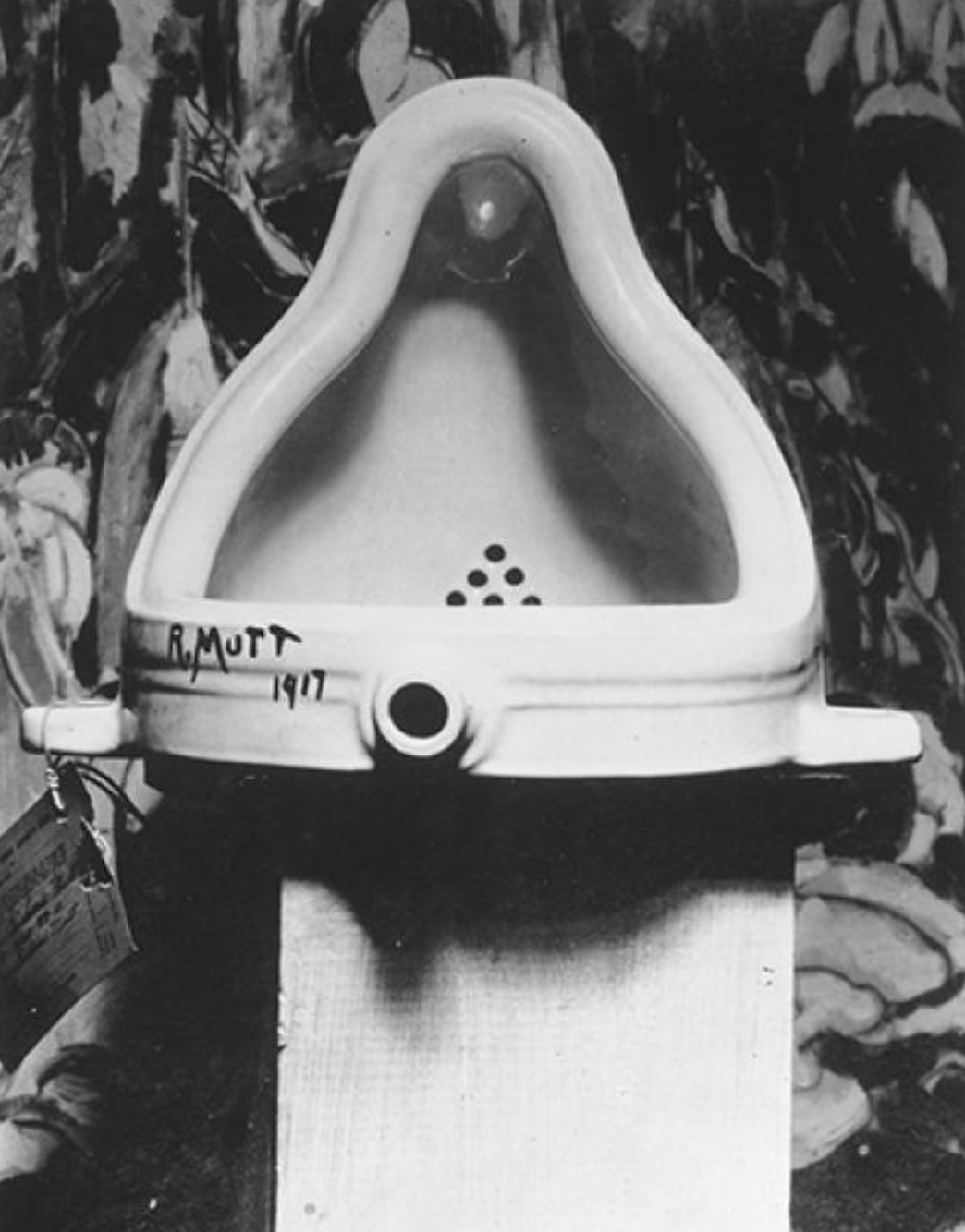 Alfred Stieglitz photograph of the Fountain, 1917 (Source: NGA) Fountain