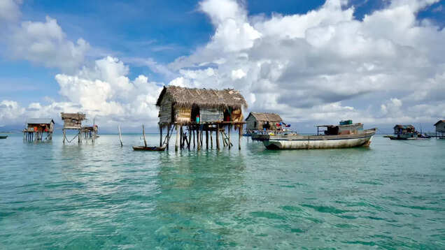 Bajau people: Incredible sea-gypsies of Southeast Asia Bajau people: Incredible sea-gypsies of Southeast Asia