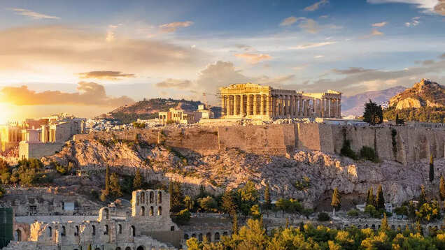Why is the Acropolis in Greece one of the most wondrous UNESCO heritage sites in the world? Why is the Acropolis in Greece one of the most wondrous UNESCO heritage sites in the world?