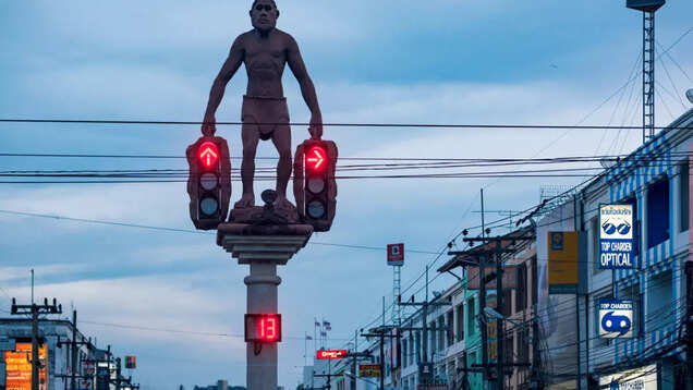 Krabi, where the world of the Neanderthals and modern collide Krabi, where the world of the Neanderthals and modern collide