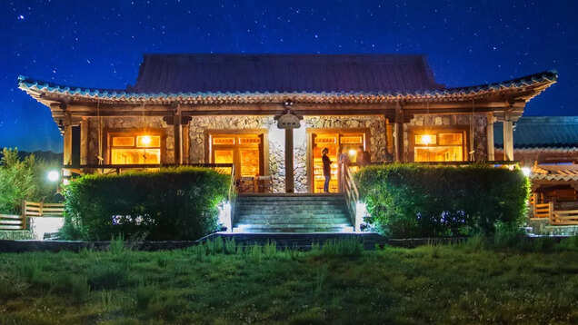Top 5 must-visit tourist places in India and nearby for your winter getaway Top 5 must-visit tourist places in India and nearby for your winter getaway