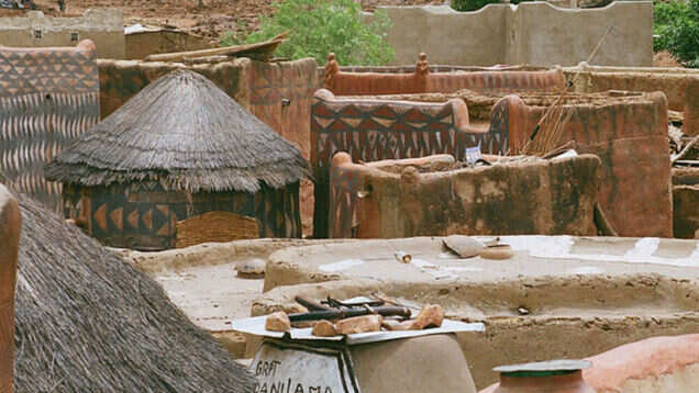This African village is so pretty that it looks like an art museum This African village is so pretty that it looks like an art museum