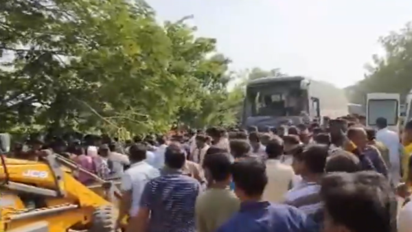 Over 10 passengers dead, 25 injured after bus overturns in Maharashtra