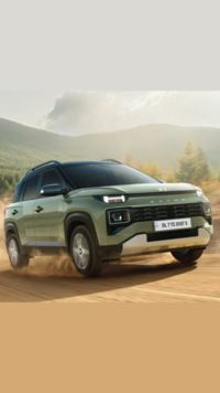 <i class="tbold">cng</i> option