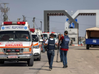 <i class="tbold">reporters without borders</i>