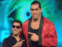 <i class="tbold">the great khali</i>