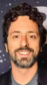 <i class="tbold">sergey brin</i>