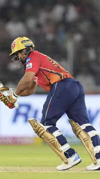<i class="tbold">prabhsimran singh</i>