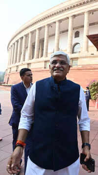<i class="tbold">gajendra singh shekhawat</i>'s Daughter at Oxford