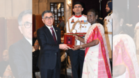Late Osamu Suzuki conferred Padma Vibhushan for contributions to <i class="tbold">trade</i> & Industry