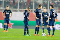 Olympiakos beat <i class="tbold">manchester united</i>