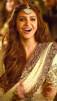 <i class="tbold">Ae Dil Hai Mushkil</i>