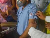 <i class="tbold">serum institute of india</i> conducting Covishield trials in India