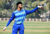 <i class="tbold">devdutt padikkal</i> (RCB)