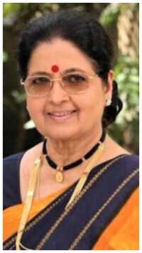 <i class="tbold">ashalata</i> Wabgaonkar