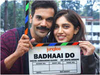 <i class="tbold">badhaai do</i>