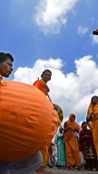 <i class="tbold">Odisha</i>