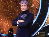 <i class="tbold">pawandeep rajan</i>