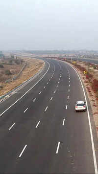 5 interchanges between Delhi & Jaipur
