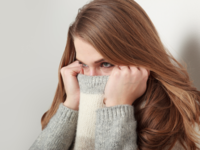 How <i class="tbold">respiratory illnesses</i> pass