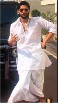 <i class="tbold">naga chaitanya</i>