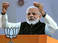 Congress manifesto full of lies, says PM Modi