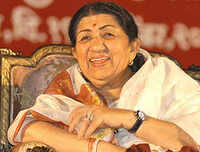 Veteran singer Lata Mangeshkar praises Veer Savarkar, says ‘those who criticise him don’t know about his patriotism’