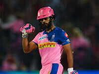 Rajasthan Royals defeat RCB for first win of season