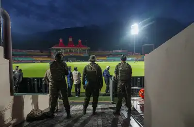 IPL Highlights, PBKS vs DC: BCCI enter huddle mode as tension escalates between India and Pakistan