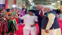 #HowdyModi: When PM Modi and Donald Trump stopped for selfie with a youngster
