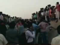 Seven killed as tanker topples on car in Maharashtra 