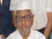Anti-graft crusader Anna Hazare calls off fast 