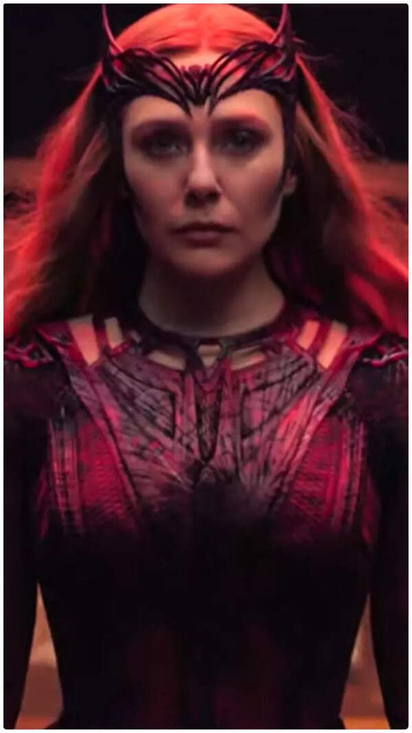 Elizabeth Olsen Photos